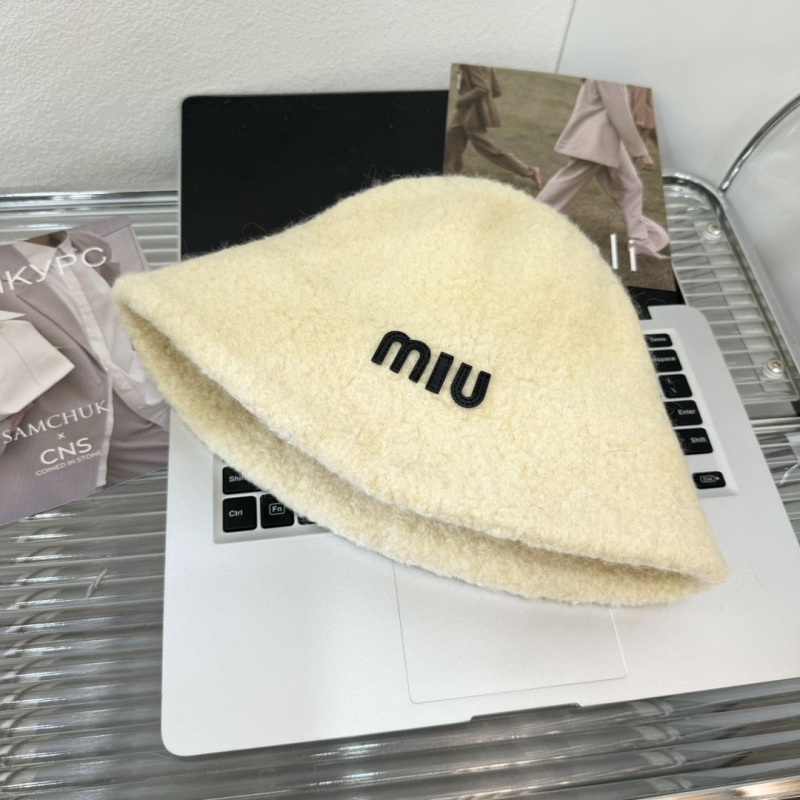 MIUMIU